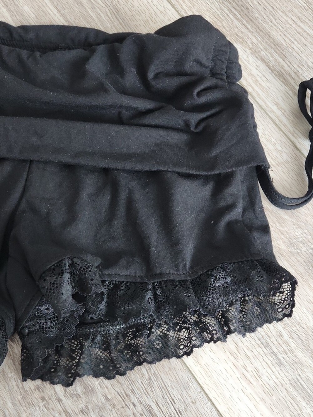 Black Lace Trim Soft Shorts Adjustable Side Ruching - Picture 3 of 5